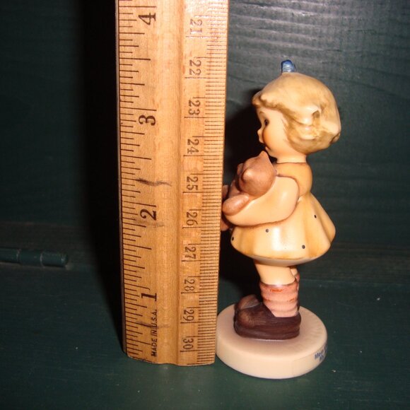 Hummel My Best Friend 20049/A 1997 First Issue Girl with Teddy Bear - Picture 7 of 8